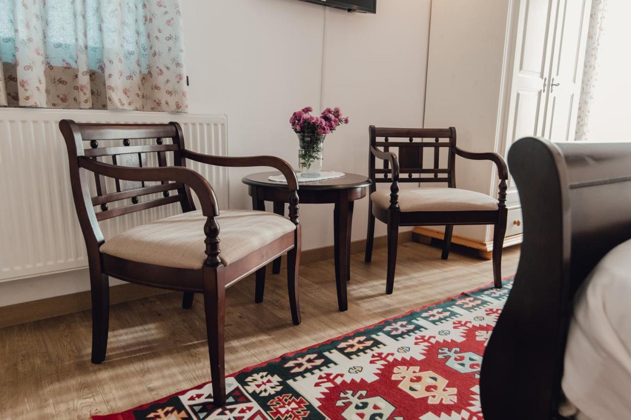Complex Transalpina Hotel Aninisu din Vale Ngoại thất bức ảnh